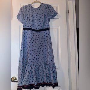 Draper James dress, great condition. Worn once. Size 6. Beautiful fit.